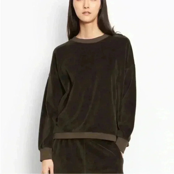 Vince Tops - Vince Velour Long Sleeve Crewneck Pullover